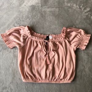 H&M (Divider) Cute Pink Top Off-shoulders